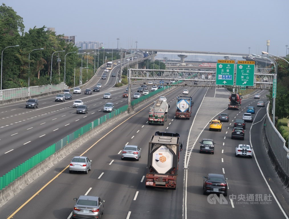 除夕上午國道1號彰化系統車多各路段大致順暢 生活 重點新聞 中央社cna
