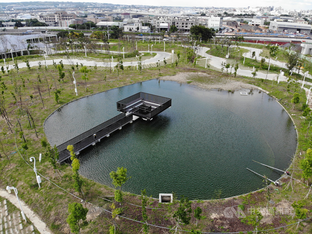 中央公園夯 水湳機場遷移周邊區域重獲空權造就中央公園 地方 重點新聞 中央社cna 中央公園夯 水湳機場遷移周邊區域重獲空權造就中央公園 地方 重點新聞 中央社cna