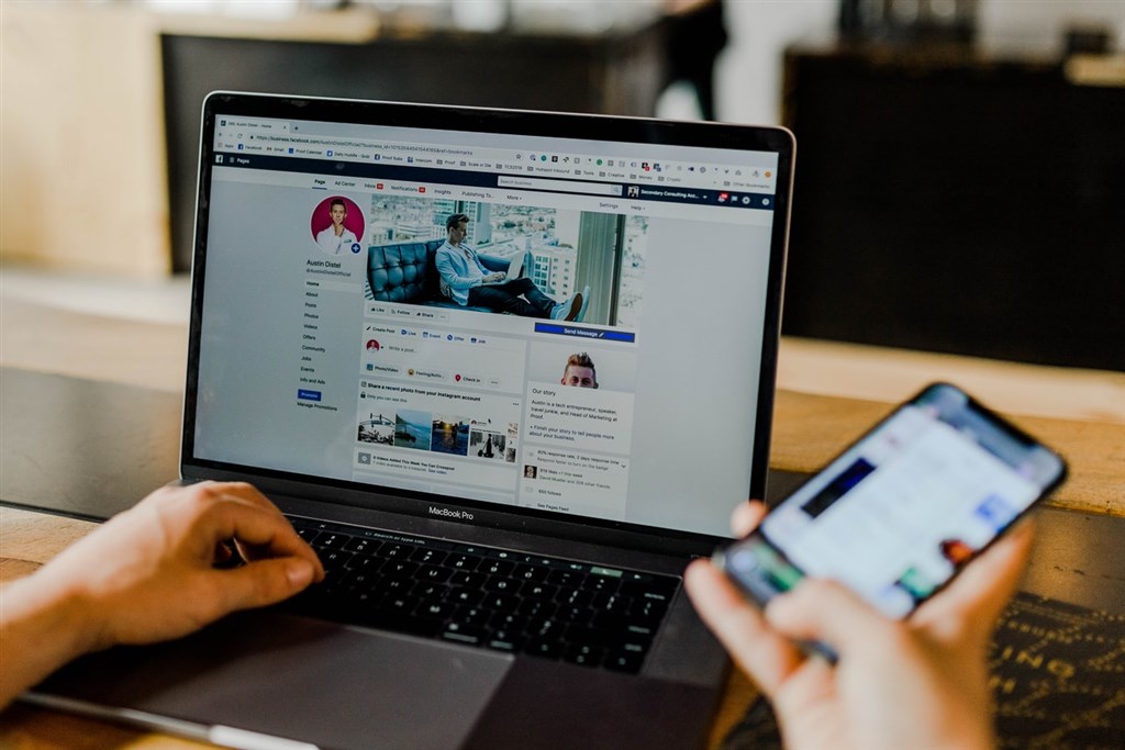 臉書指出,因技術問題導致部分用戶無法使用Facebook家族應用程式,目前問題已排除。(圖取自Unsplash圖庫)