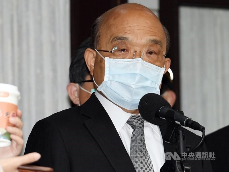 中國暫停台灣鳳梨輸入,行政院長蘇貞昌2日說,政府多管齊下挺農民外,國人同胞齊心合力採購,數量比外銷中國更高。(中央社檔案照片)