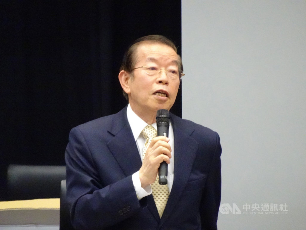 駐日代表謝長廷24日接受日本執政黨自由民主黨內的團體「保守團結之會」邀請,在參議院議員會館發表演說,強調台日每逢災難互相扶持,患難見真情是「善的循環」。中央社記者楊明珠東京攝 110年3月24日