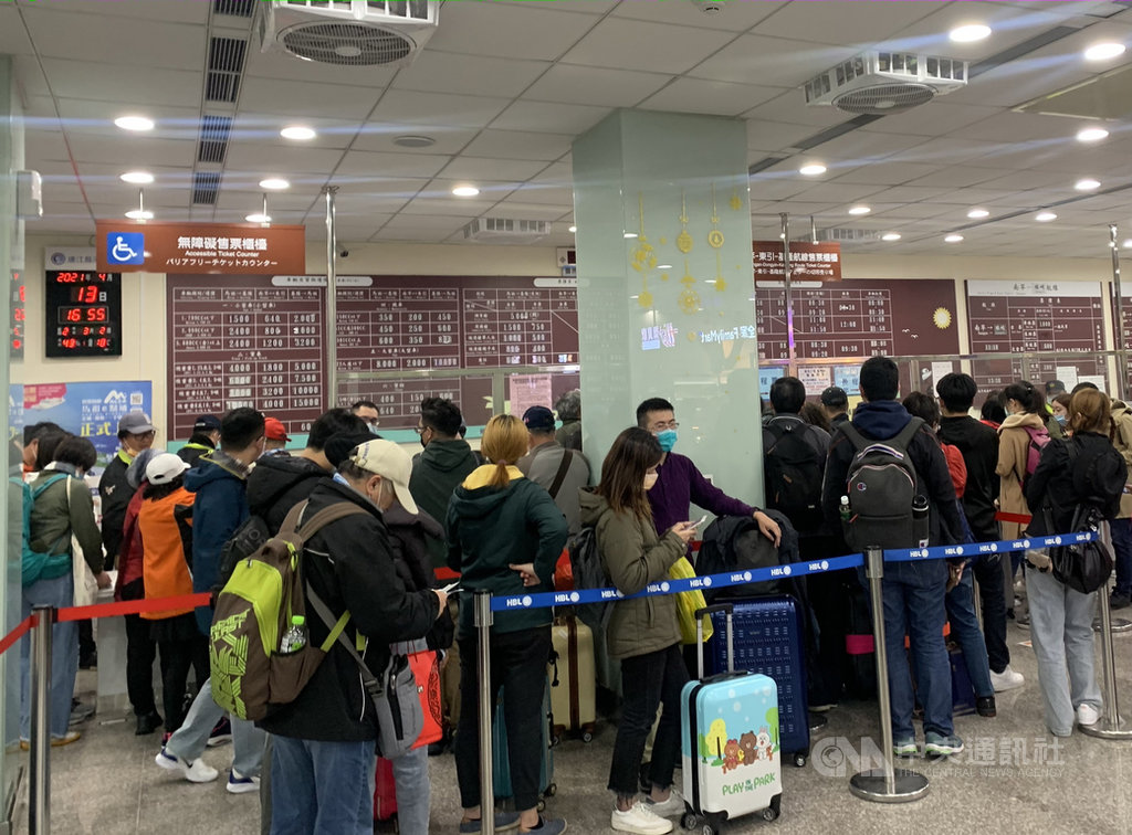 馬祖旺季跳島人潮多推線上航線訂票系統分流 生活 中央社cna