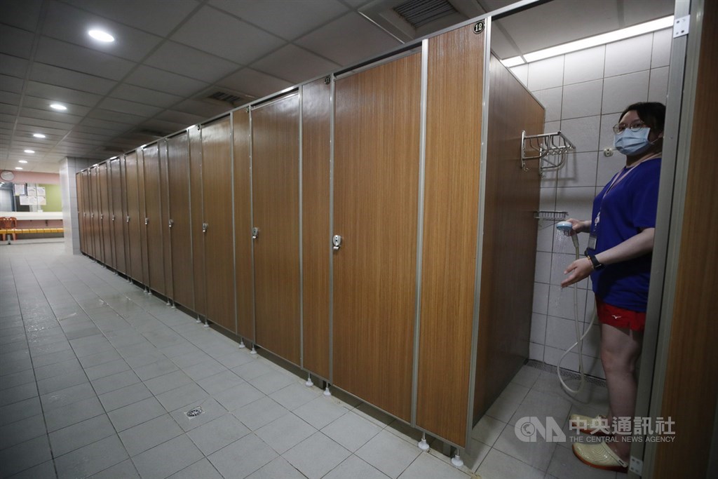 運動場所淋浴間擬9 7後開放疫情警戒未規劃降級 生活 重點新聞 中央社cna
