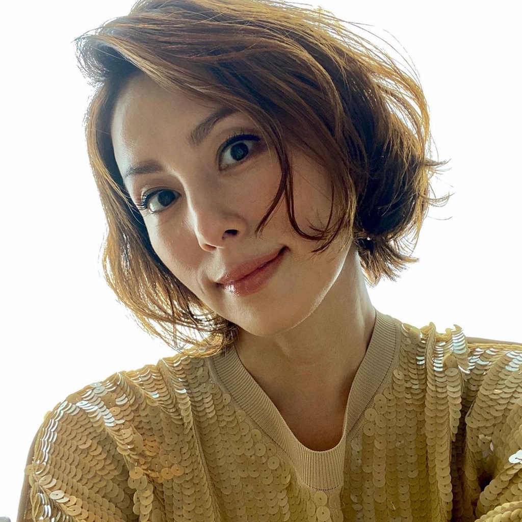 米倉涼子派遣女醫x回歸熱愛台灣鳳梨買一堆 娛樂 中央社cna