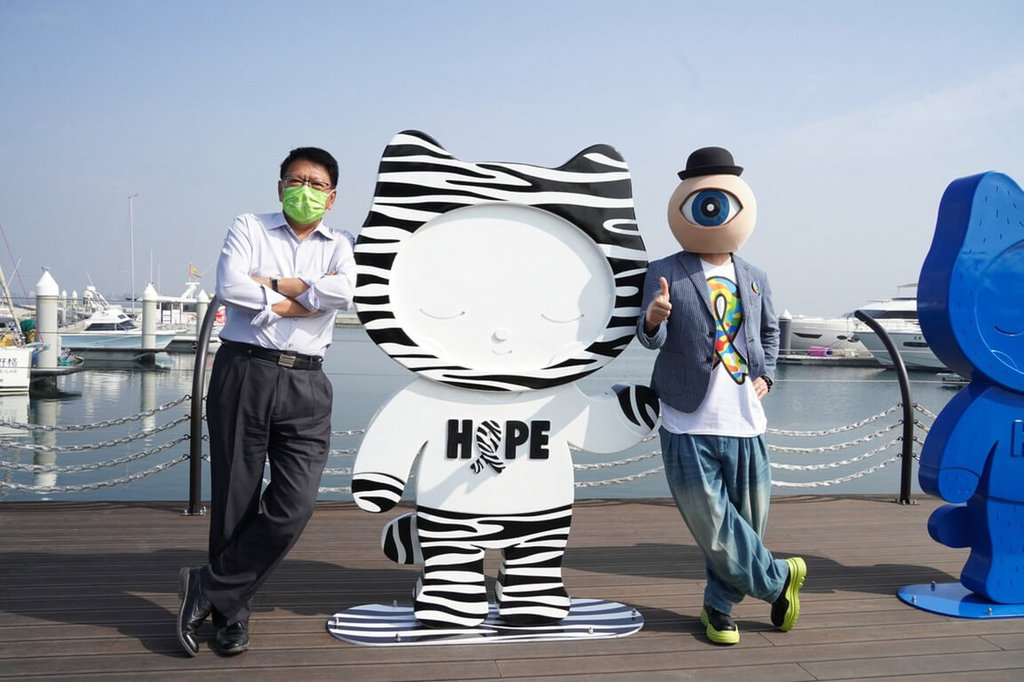 全國首創癌症公共藝術 「希望絲帶」進駐大鵬灣 | 地方 | 中央社 CN