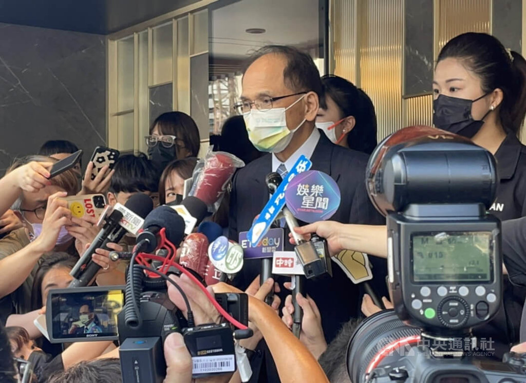 台南2員警殉職 游錫堃：像這種一定要判死刑 | 政治 | 中央社 CNA
