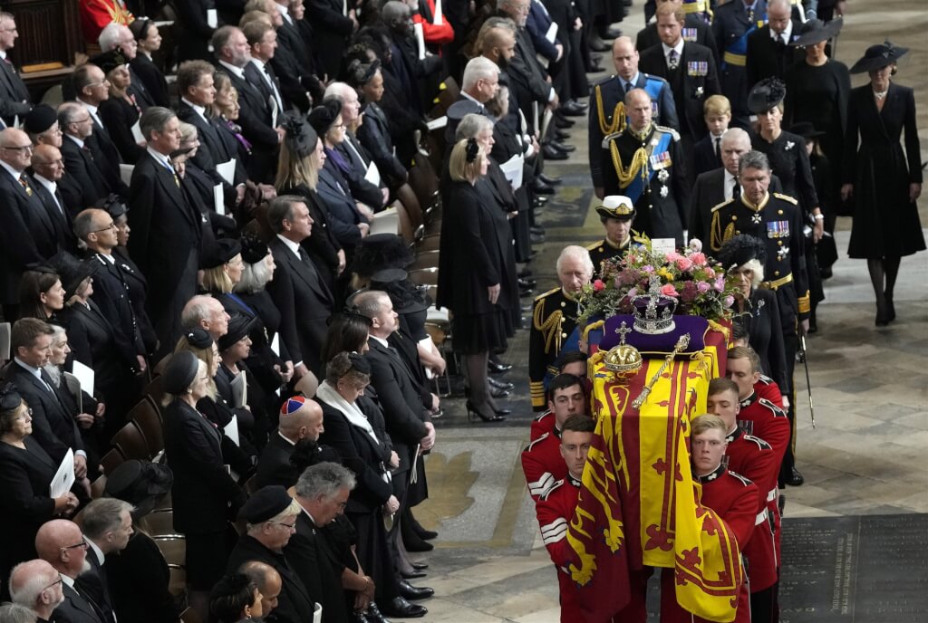 最後崗位響起英國女王國葬儀式落幕全英默哀2分鐘[影   國際  中央社