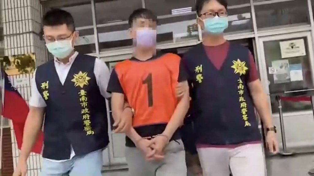 台南詐騙集團內鬨10人遭逮 3人收押1人聲押 | 社會 | 中央社 CN