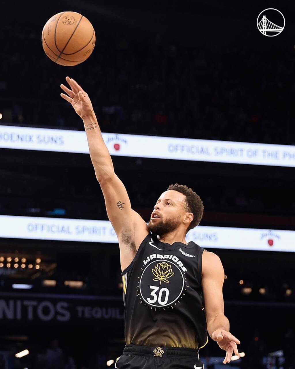 NBA柯瑞狂飆50分寫新猷 勇士仍不敵太陽吞客場8連敗[影] | 運動 | 中央社 CNA