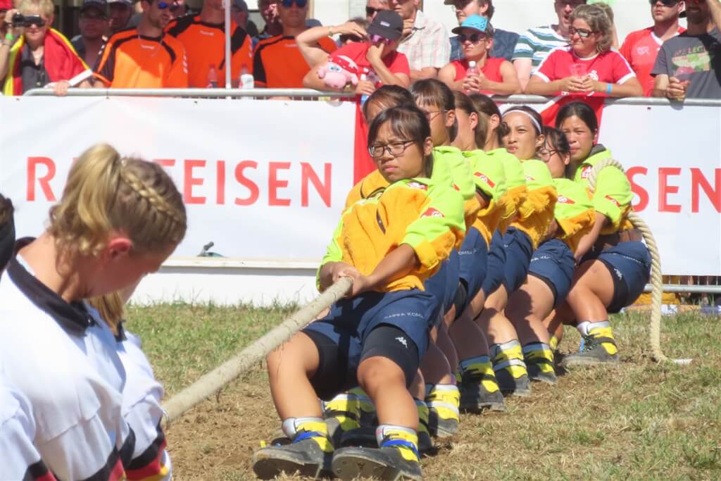 世界室外拔河錦標賽2日進行第2階段的錦標賽事，台灣女子500公斤級順利摘金完成衛冕，台灣隊單日進帳2金1銀。（中華民國拔河運動協會提供）