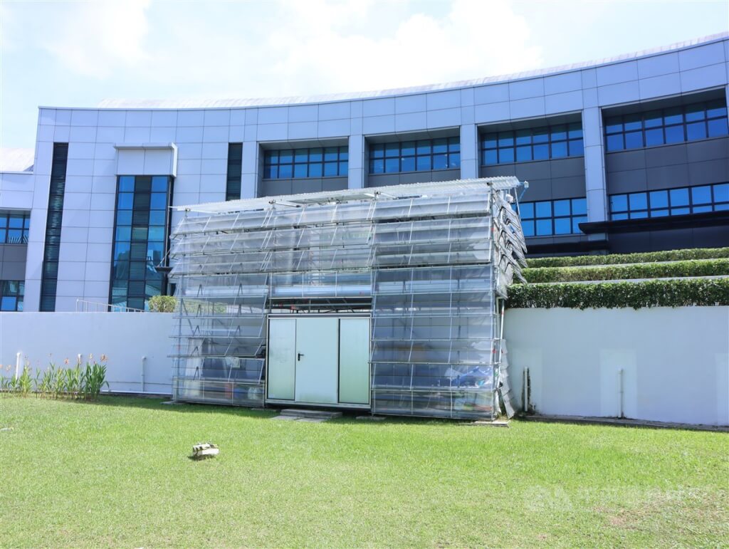 新加坡節能減碳淨零排放，圖為新加坡理工大學的綠能實驗室。中央社記者黃自強新加坡攝 113年7月6日