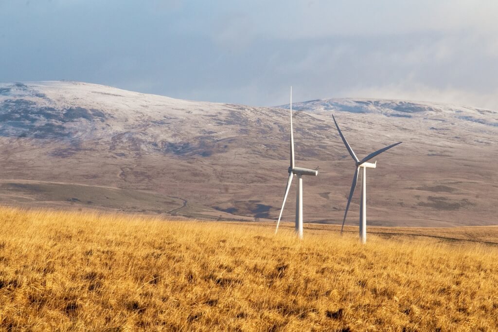 歐洲燃煤發電量去年減少7%，而風力發電量成長3%，在此趨勢下，歐洲今年風力發電量將有望超越燃煤發電量6%左右。（圖取自pixabay圖庫）