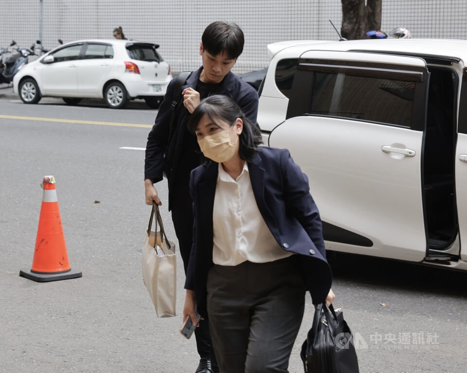 黃子佼涉持兒少性影片  累計與15被害人成立調解