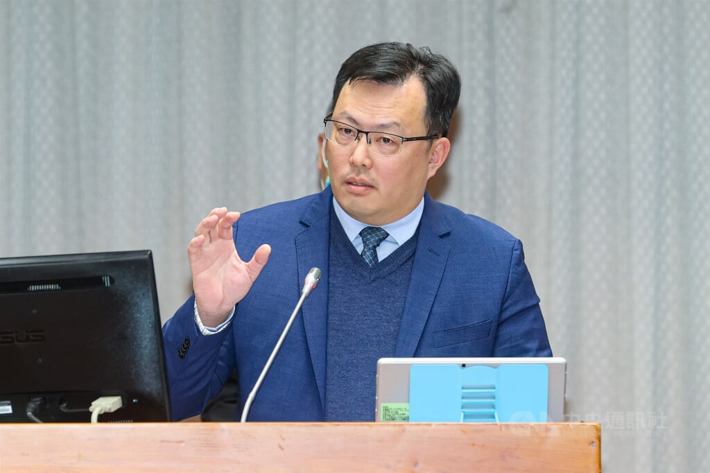 頻出國考察挨轟　鄭世忠：有限經費推運動外交