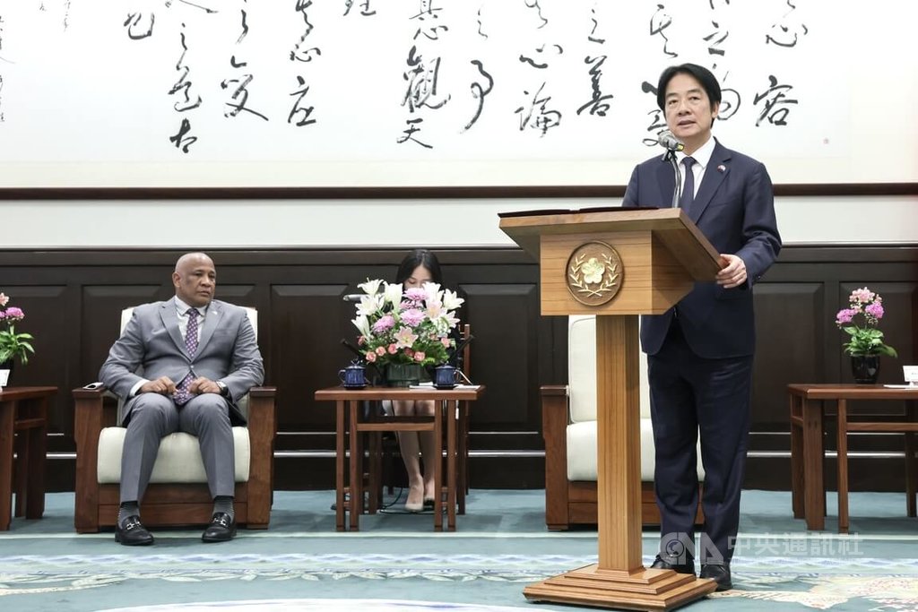 總統接見聖露西亞副總理　盼持續開拓多元合作領域