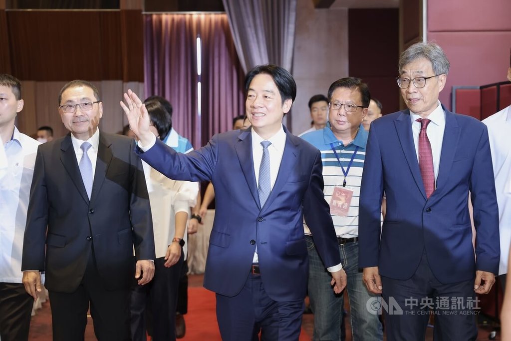 賴總統出席全國漁民節頒獎典禮