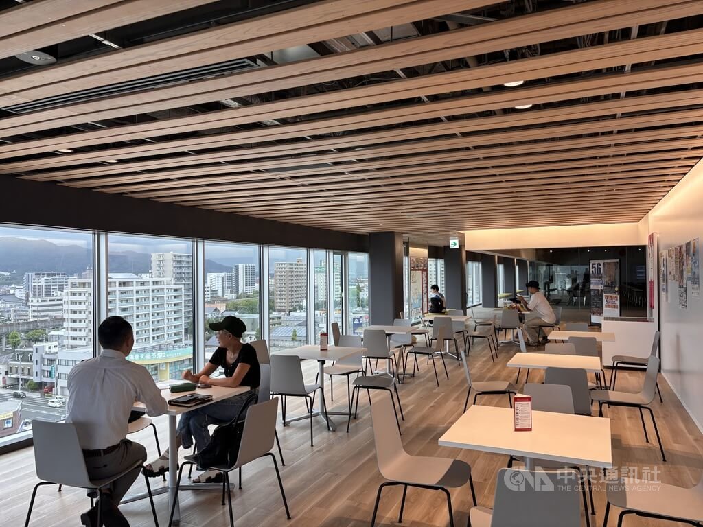 日本防府市政府8樓可眺望市區