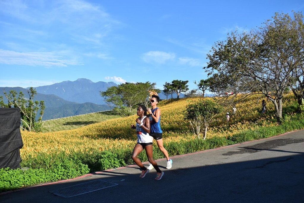 第1屆六十石山半程馬拉松勇者挑戰賽開跑