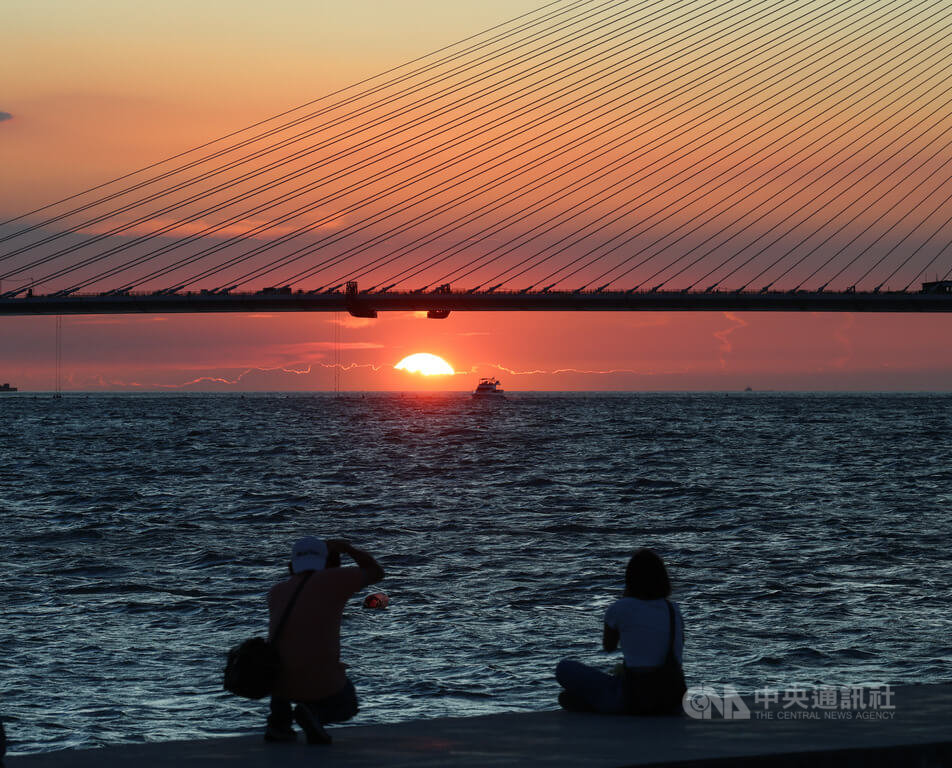 淡江大橋設計有考量淡水夕陽美景（2）
