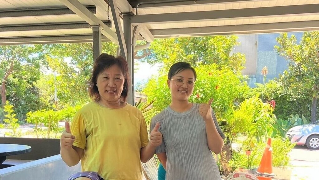 28歲邱心怡與母親屏東開設家托站