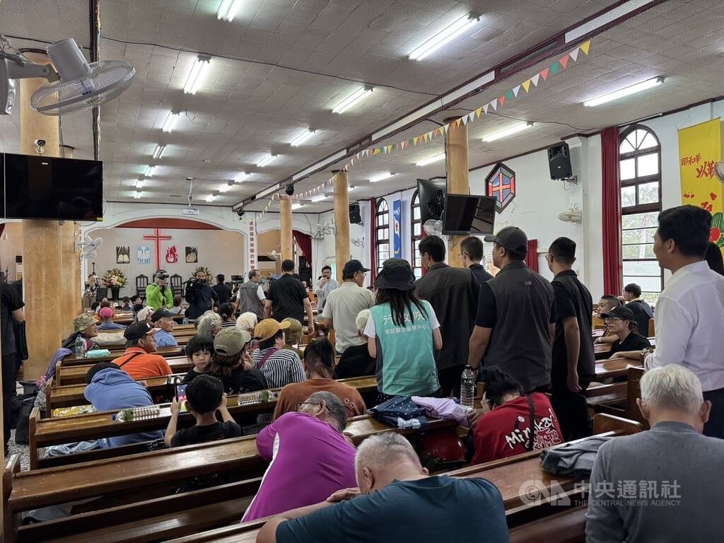 堰塞湖溢流災民多　馬太鞍教會設收容所
