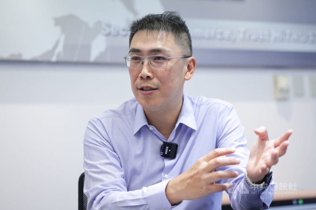 網際威信參與數發部經部競賽