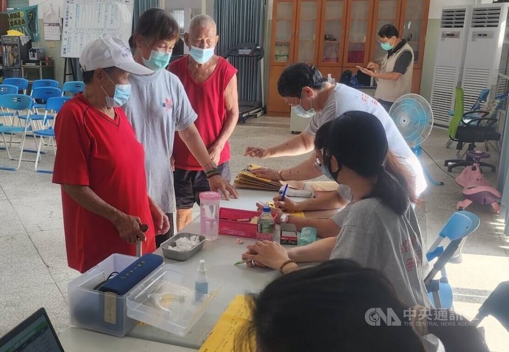 澎湖公費流感及新冠疫苗開打（2）