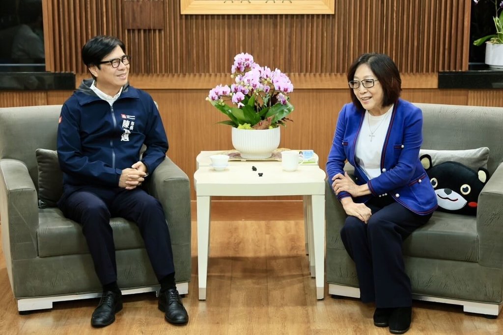 陳其邁拜會高雄市議會