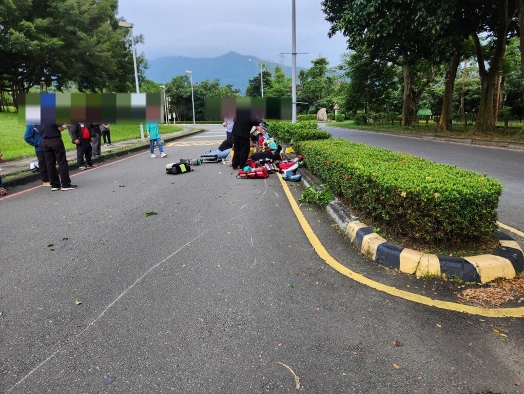 屏科大校園車禍　學生自摔撞分隔島亡