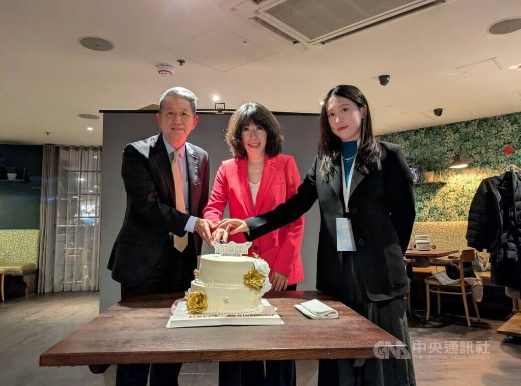 台灣旅英學生總會50週年　特製蛋糕慶祝