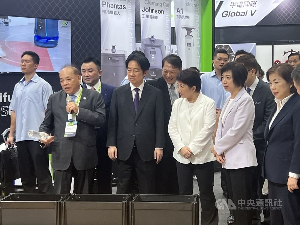 總統賴清德參觀台灣國際五金工具博覽會