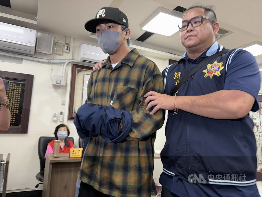 坤達涉閃兵認造假高血壓報告　移送新北檢複訊