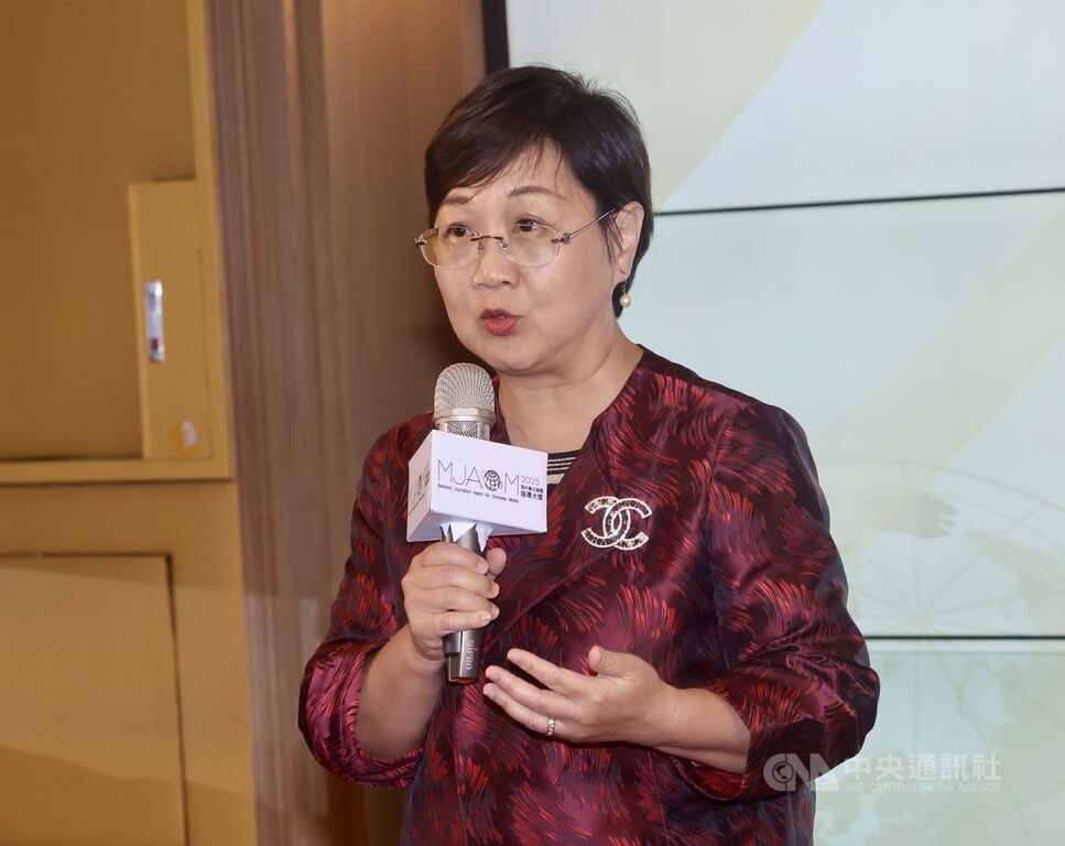 海外華文媒體報導大獎頒獎　徐佳青致詞
