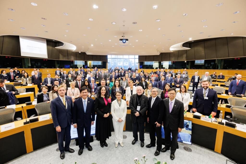 蕭副總統訪歐發表IPAC大會演說 范雲:見證歷史一刻