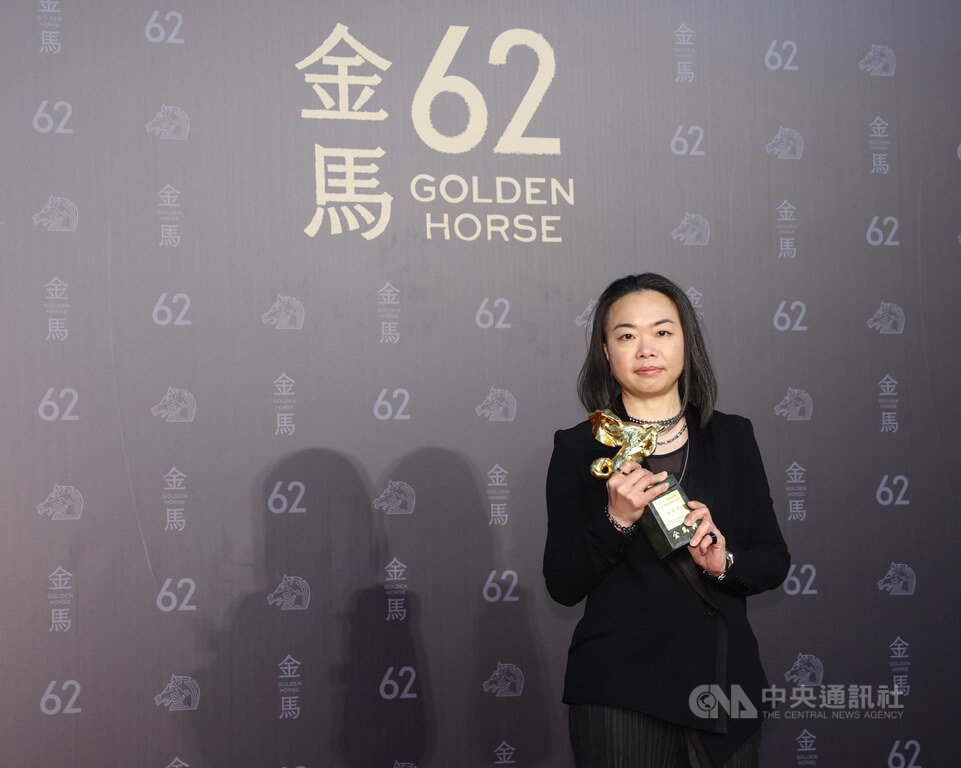 金馬傑出電影工作者 鍾瓊婷:明天睡醒繼續打燈