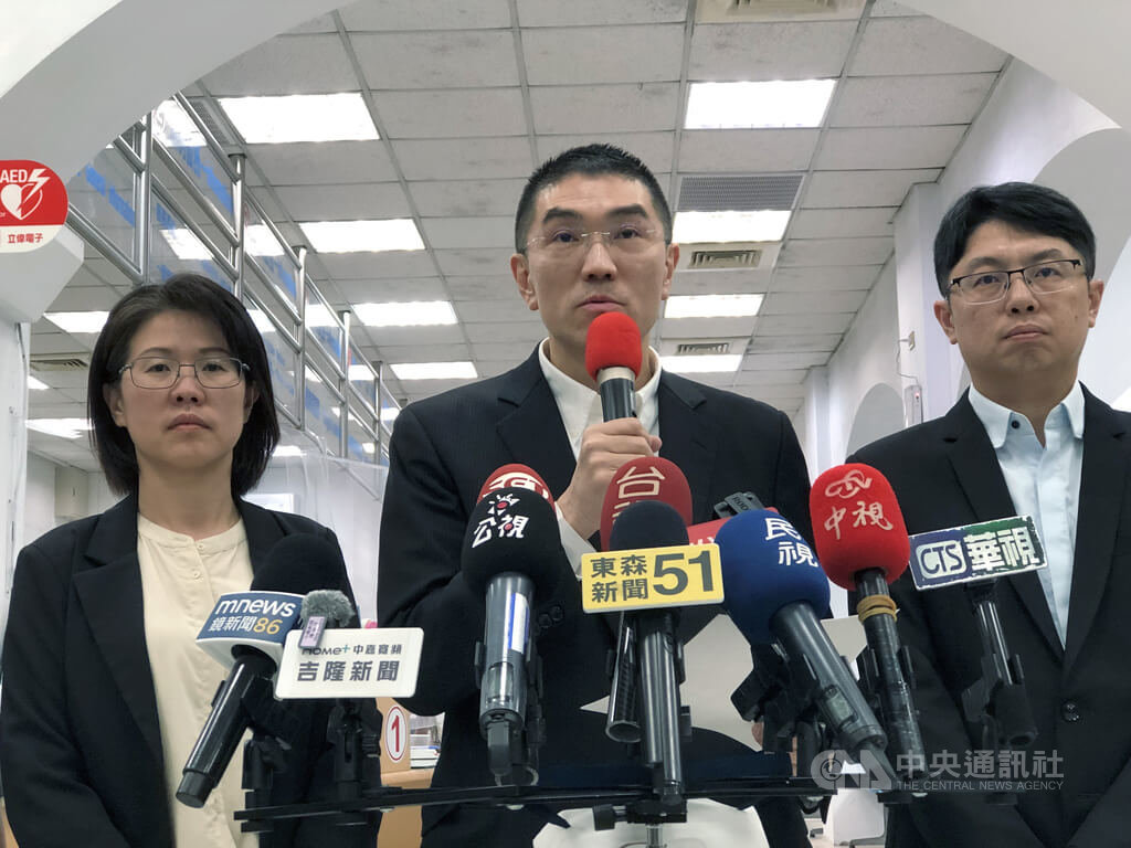 謝國樑受訪談基隆河油污