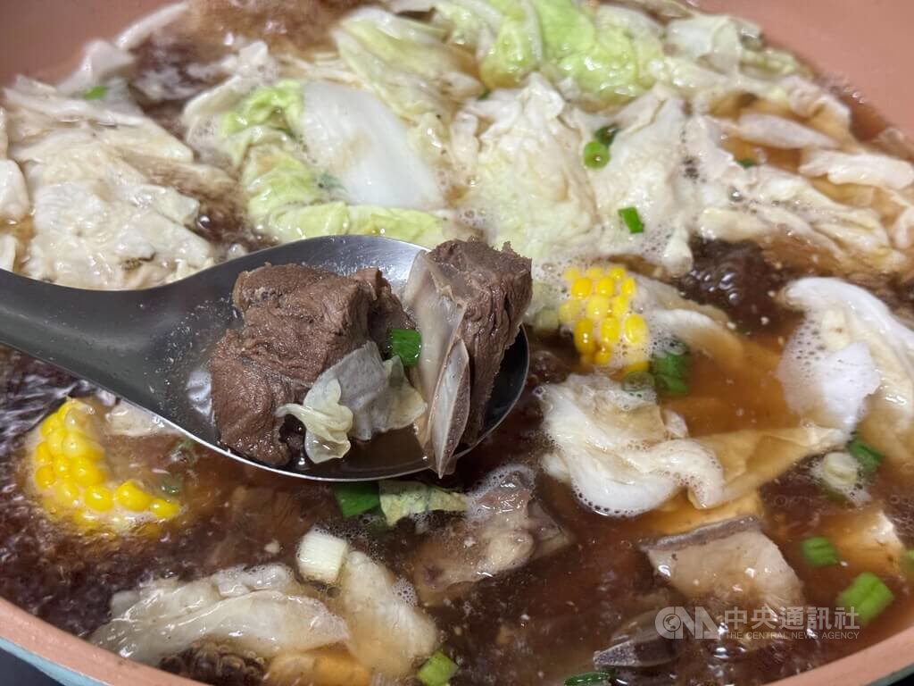 冬令進補吃羊肉爐喝烈酒 男子攝護腺發炎無法排尿