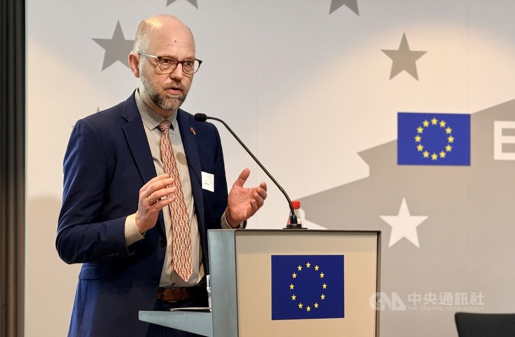 柏林台灣會議　德國國會友台小組主席徐德分演說