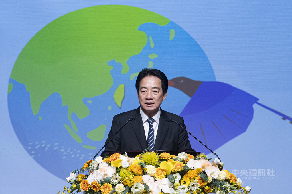 總統:民主台灣守護區域和平 攜手世界抵抗威權入侵