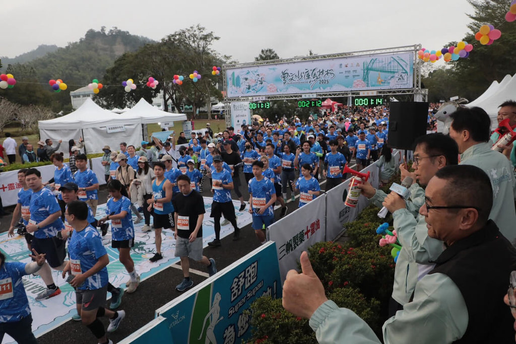 曾文水庫馬拉松 3650人開跑挑戰高難度賽道