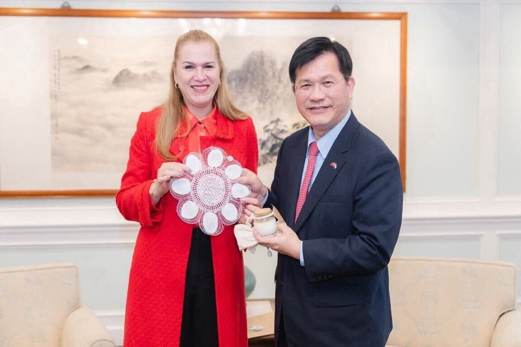 巴拉圭衛福部長:台灣在全球公衛體系扮演關鍵角色