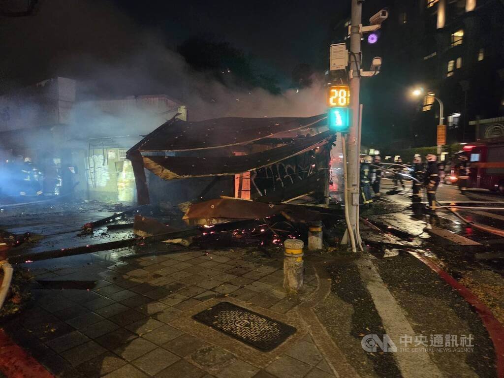 北市莒光路火警　消防撲滅火勢（2）