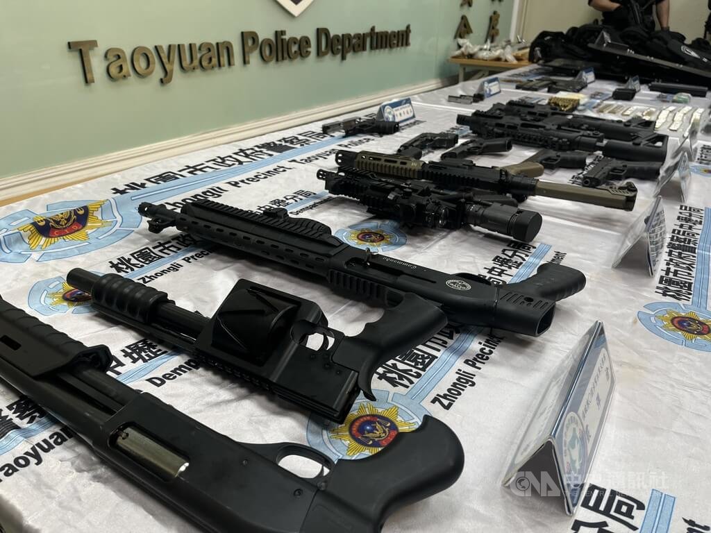 桃警破獲幫派軍火庫（1）