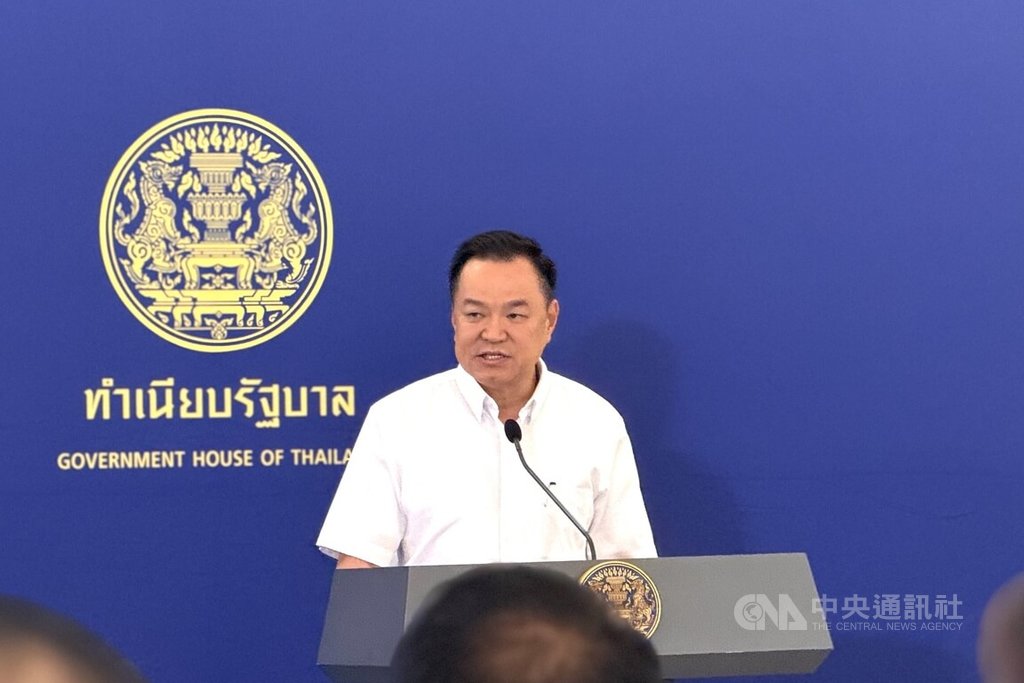 泰國總理阿努廷為油價管理不周向公眾致歉