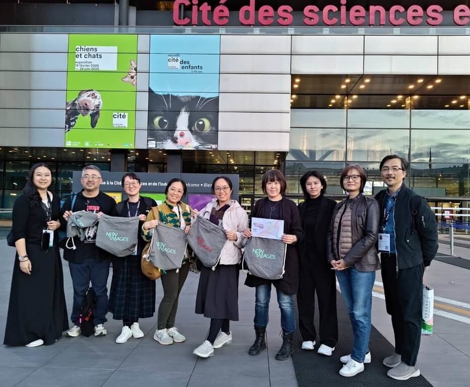 新影像藝術節台灣獲獎團隊與巴文中心主任陳宏星合影