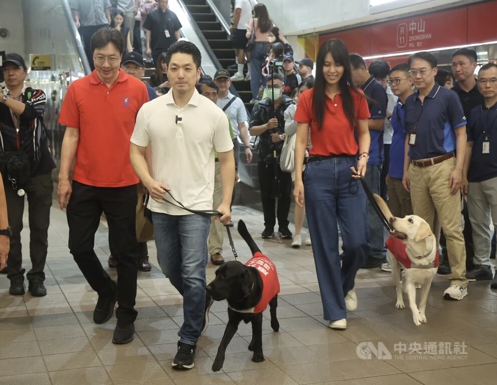 蔣萬安出席狗狗春遊趣活動（2）