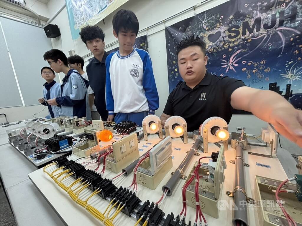 竹市三民國中辦社區工作坊宣傳活動