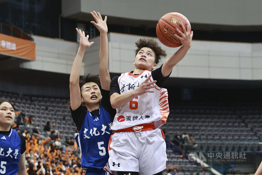 UBA世新女籃奪冠　邱詠鈴拿下13分