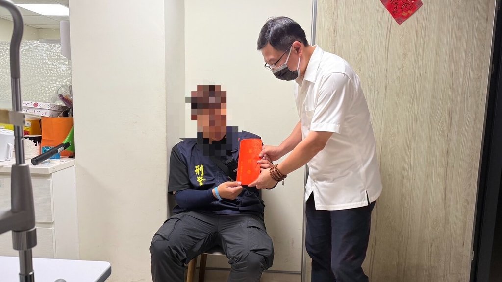 大甲媽祖經彰化衝突　縣警局派員慰問受傷警