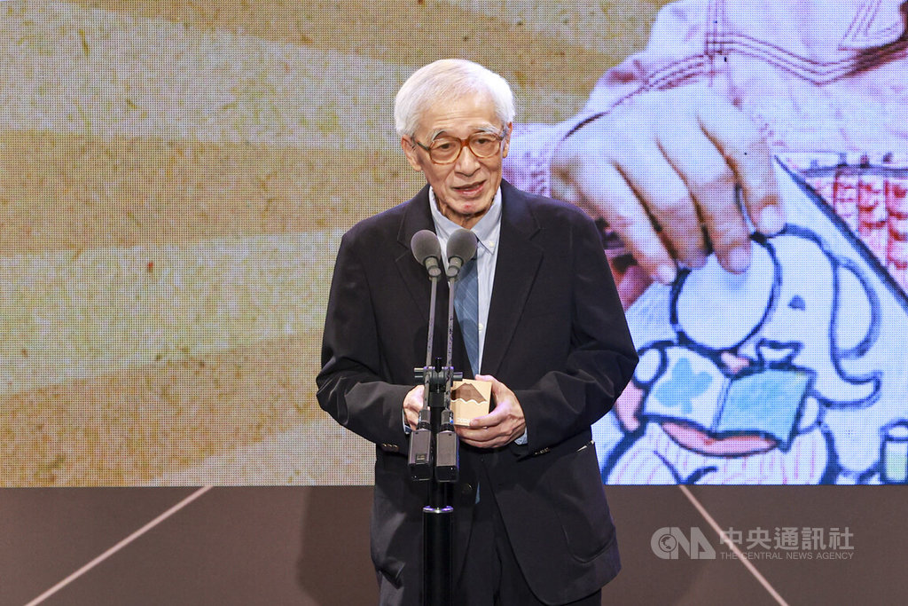 曹俊彥獲首屆金繪獎特別貢獻獎